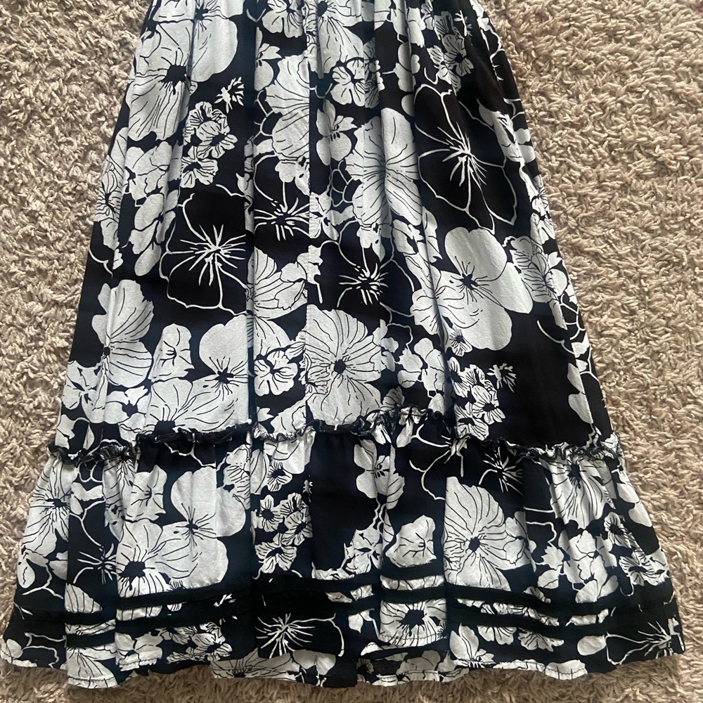 Romy Hibiscus Flower Design Spaghetti Strap Front Tie Dress - Picture 7 of 8